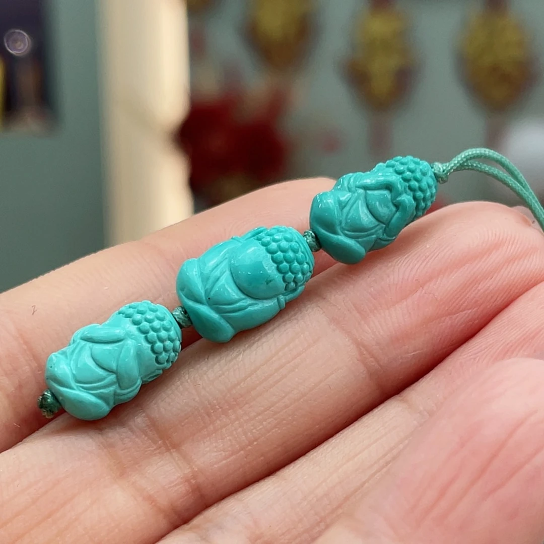 绿松石颈饰未镶嵌