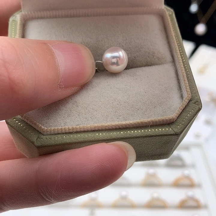 海水珍珠18K金镶嵌吊坠(赠链)8-8.5mm ak瓜子扣