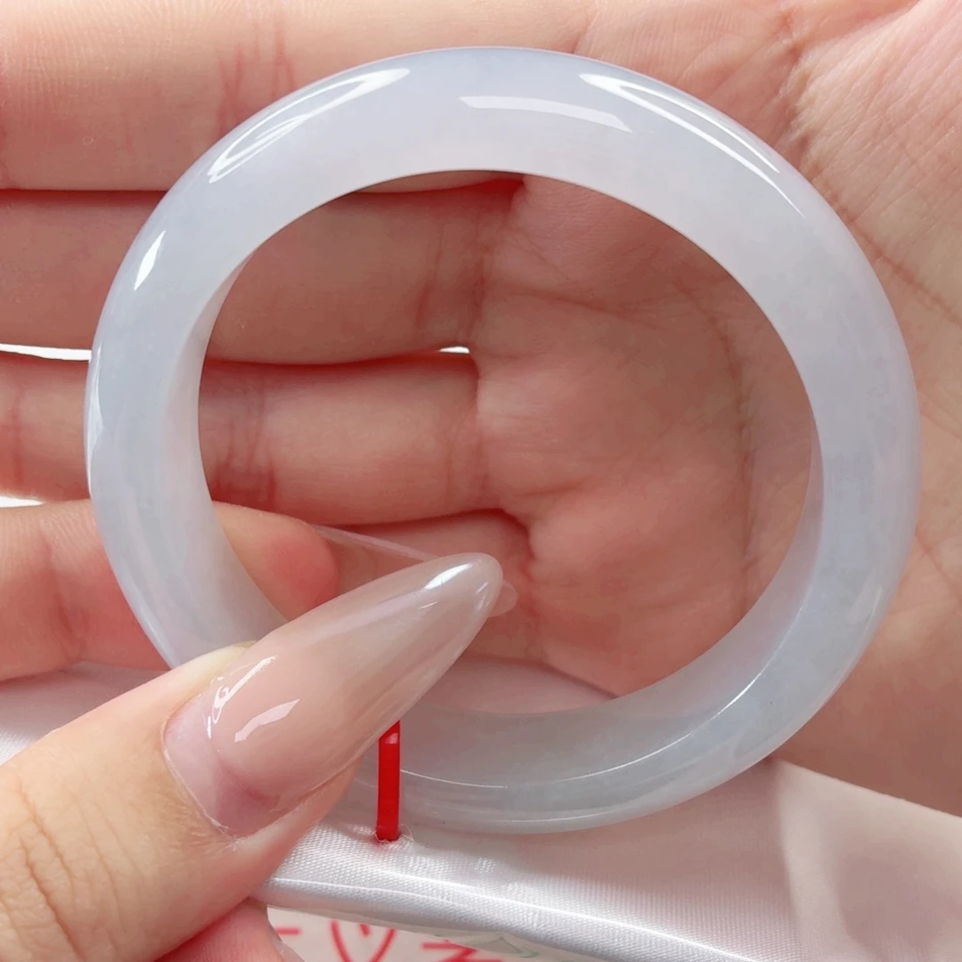 翡翠未镶嵌手镯53.5正圈