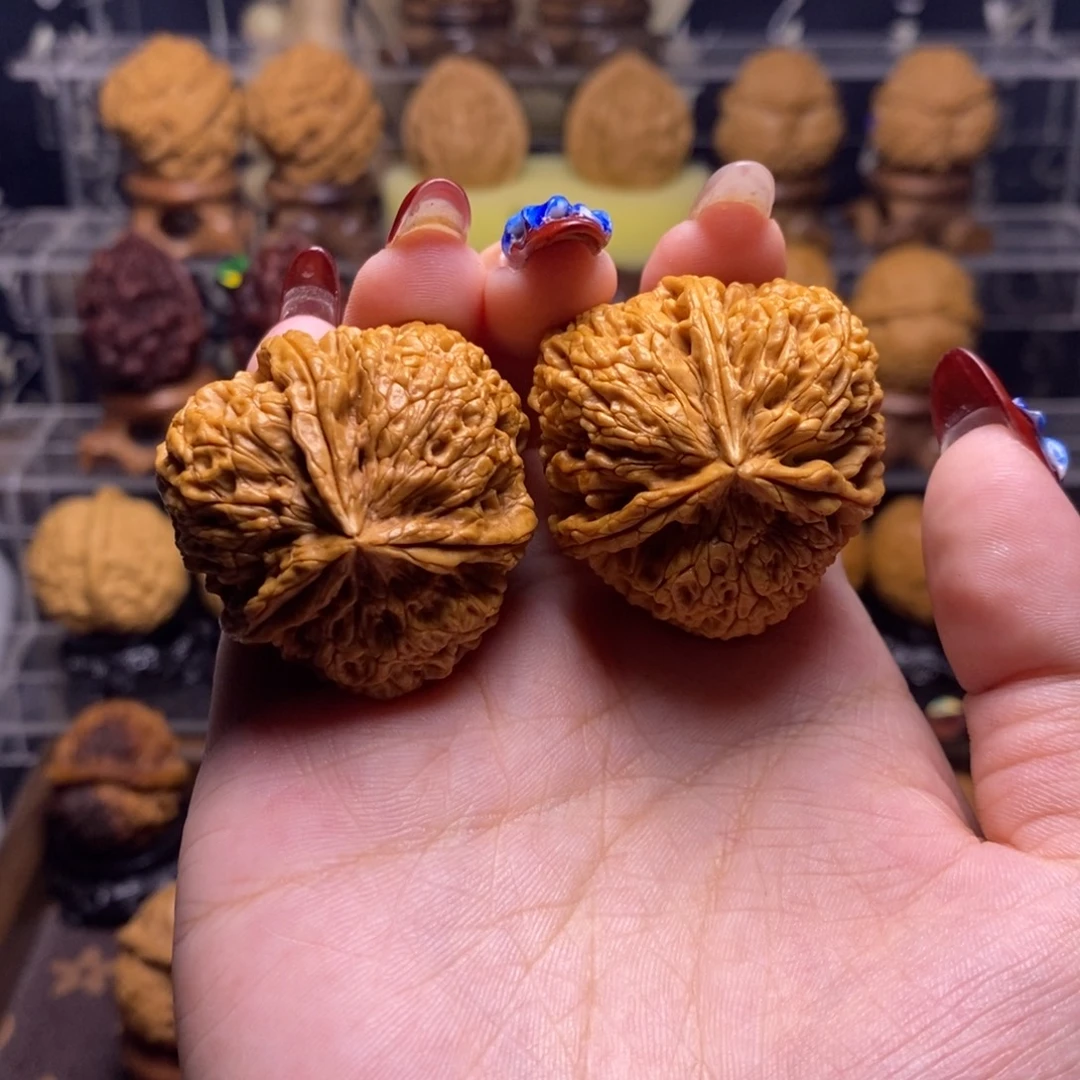 文玩核桃把件Z48水龙纹三棱37尺