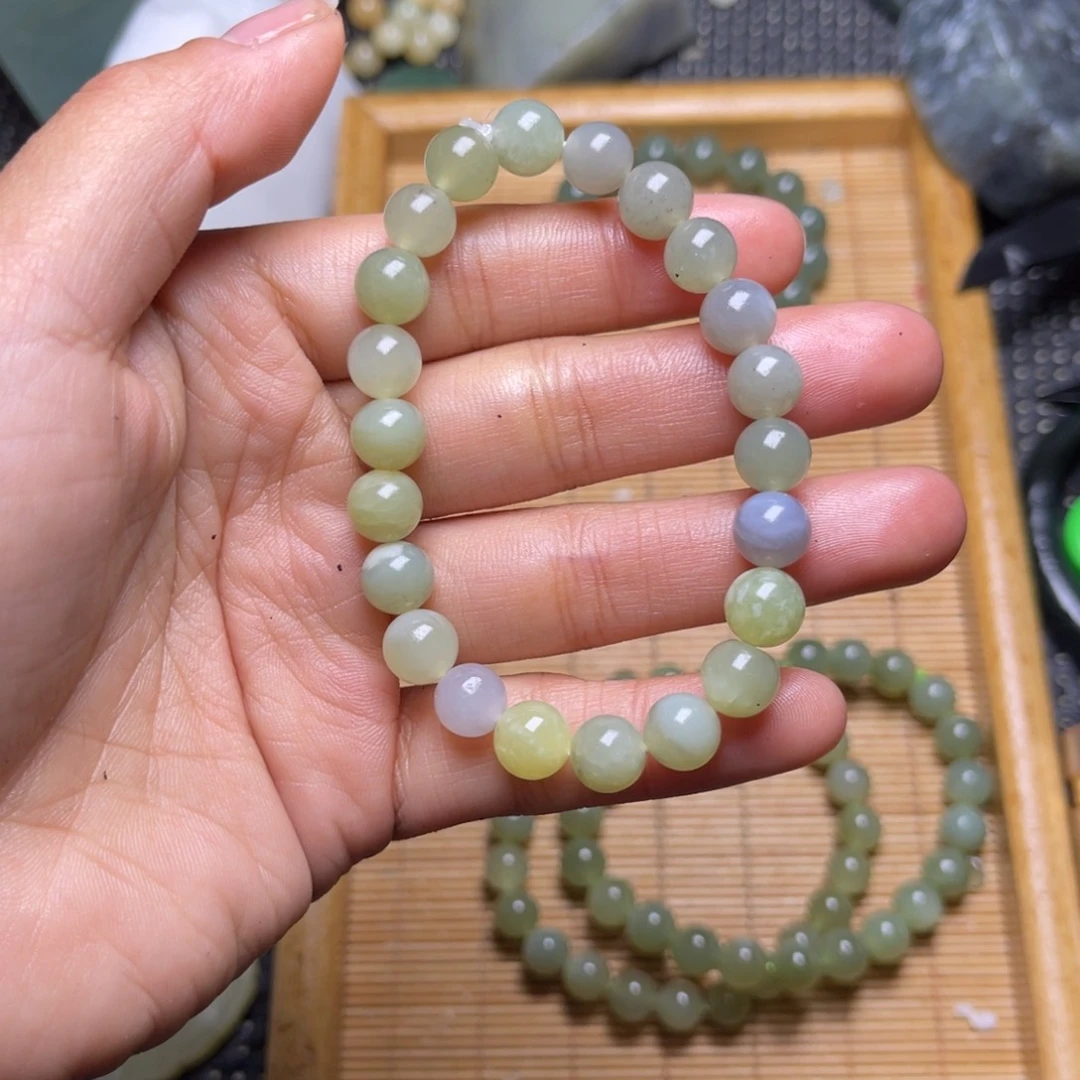 未镶嵌和田玉车挂