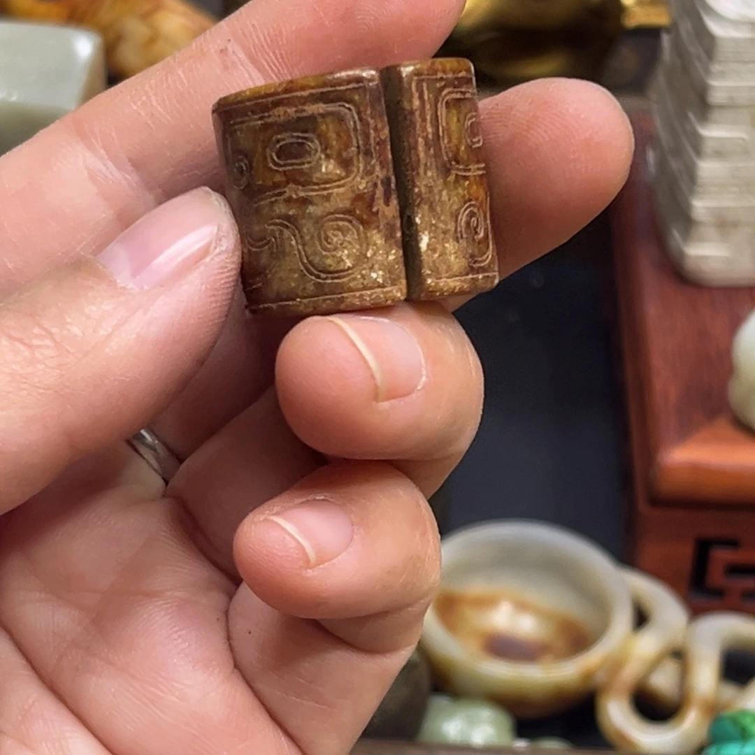 和田玉（糖玉）未镶嵌挂件