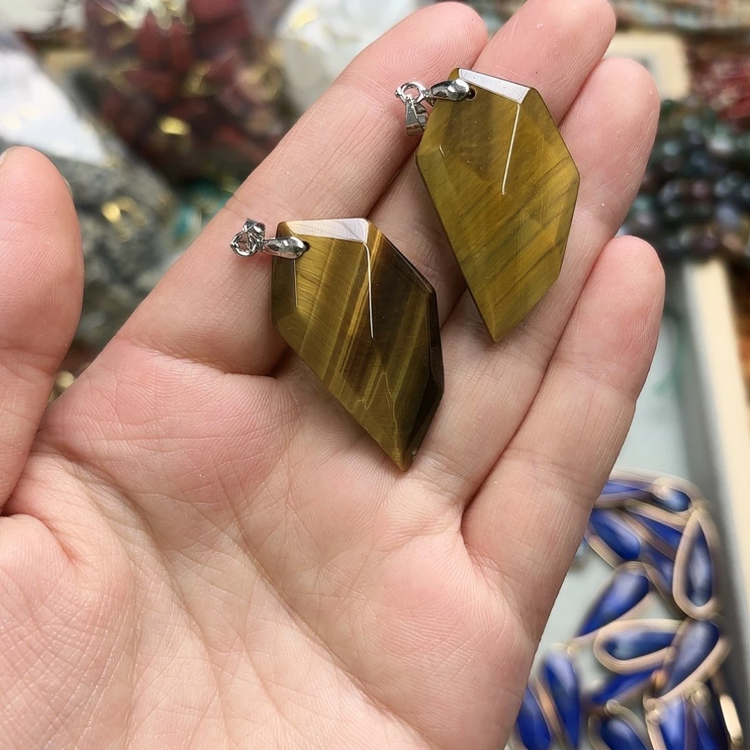 未镶嵌玛瑙/玉髓珠宝半成品20×39虎眼叶子切一颗
