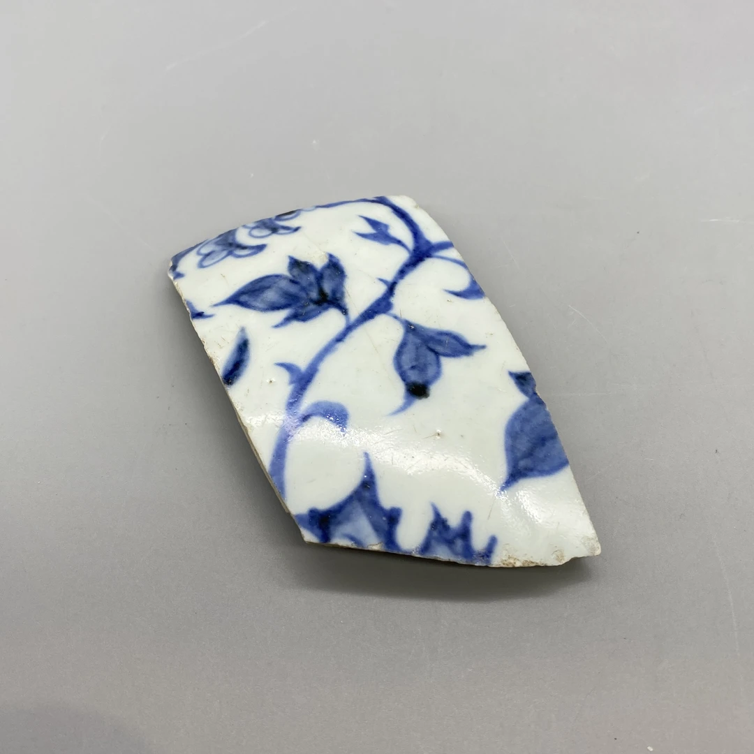 92505021*明初青花花卉瓷片/瓷器九/江苏省文物总店
