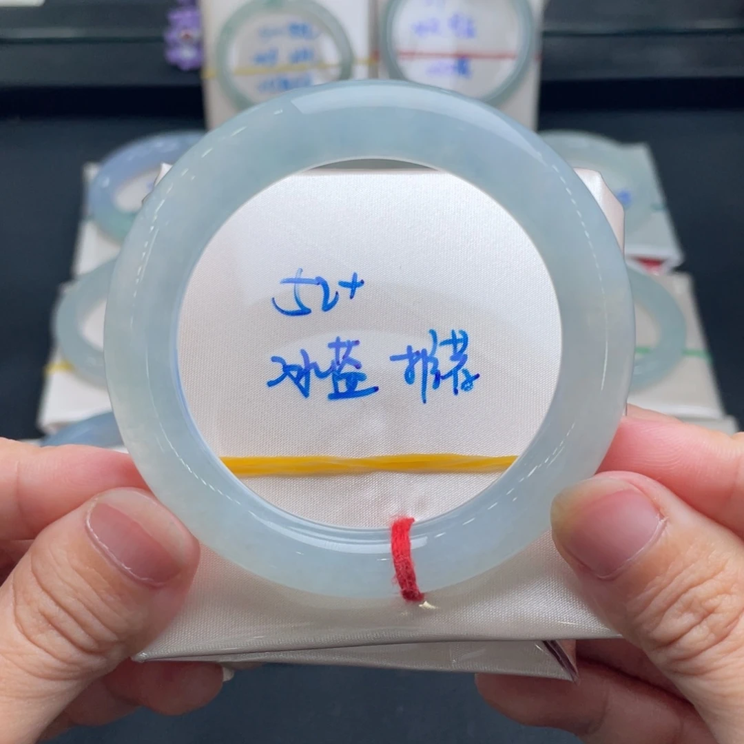 未镶嵌手镯翡翠翡翠手镯