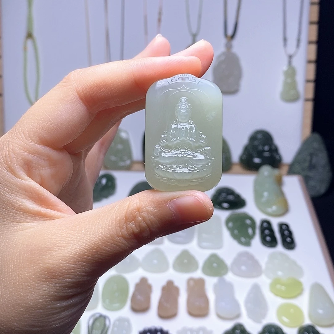 和田玉未镶嵌颈饰