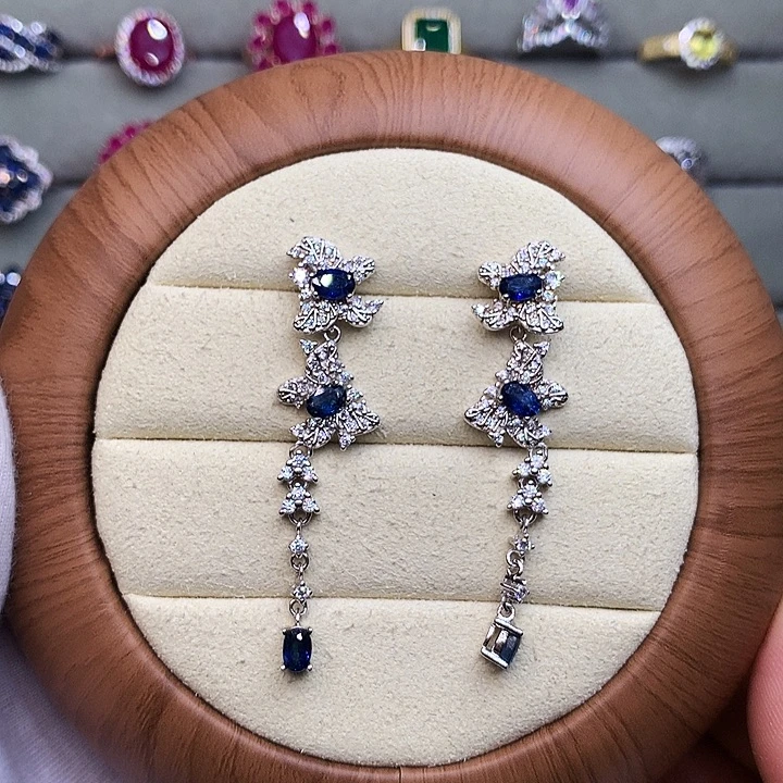 蓝宝石银S925镶嵌耳饰