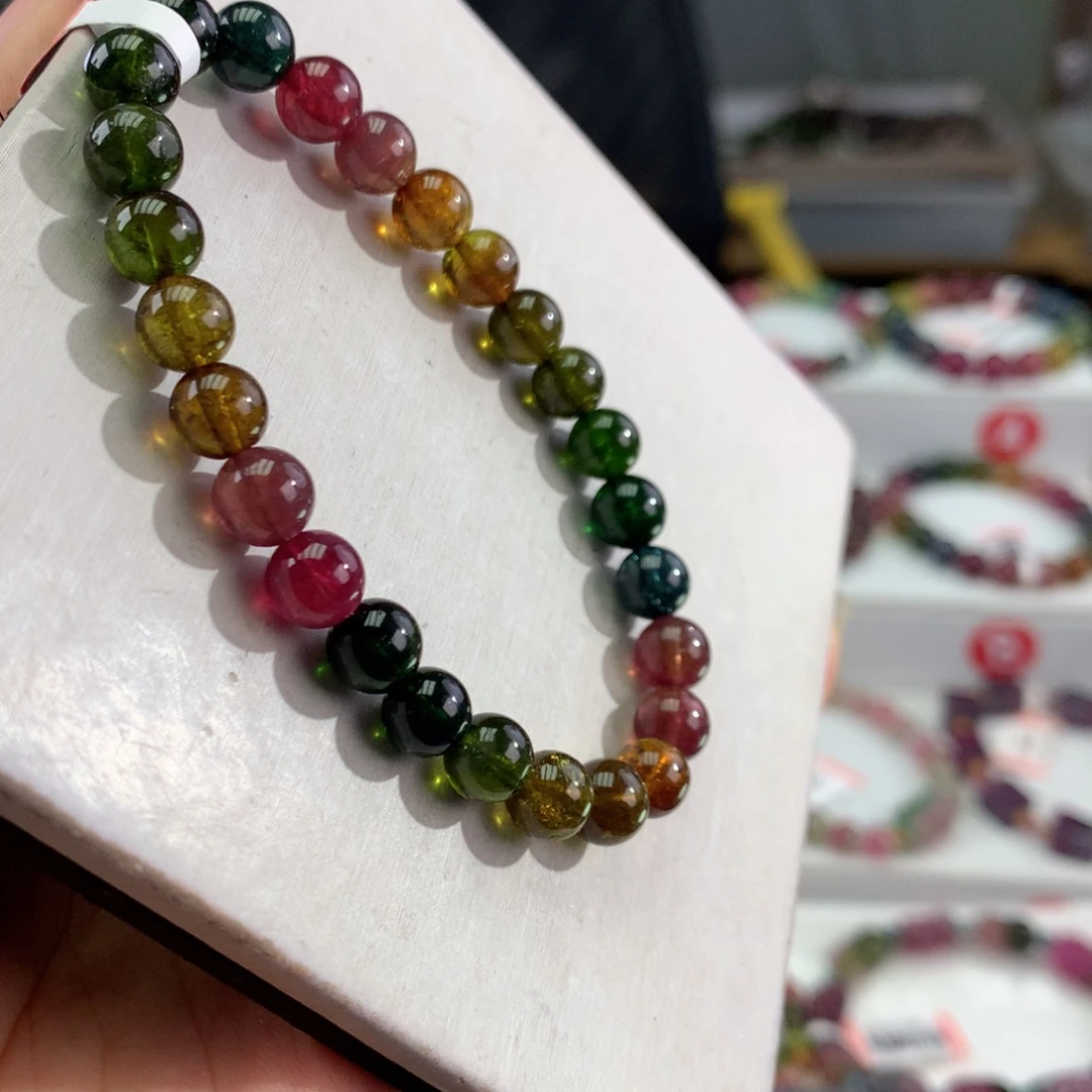 手链未镶嵌碧玺    7mm。