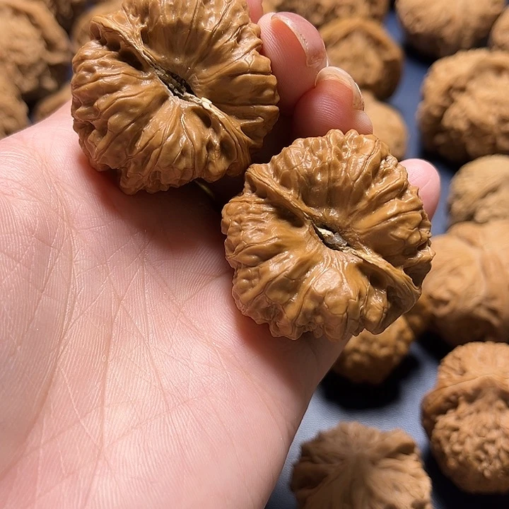 把件文玩核桃凹底40