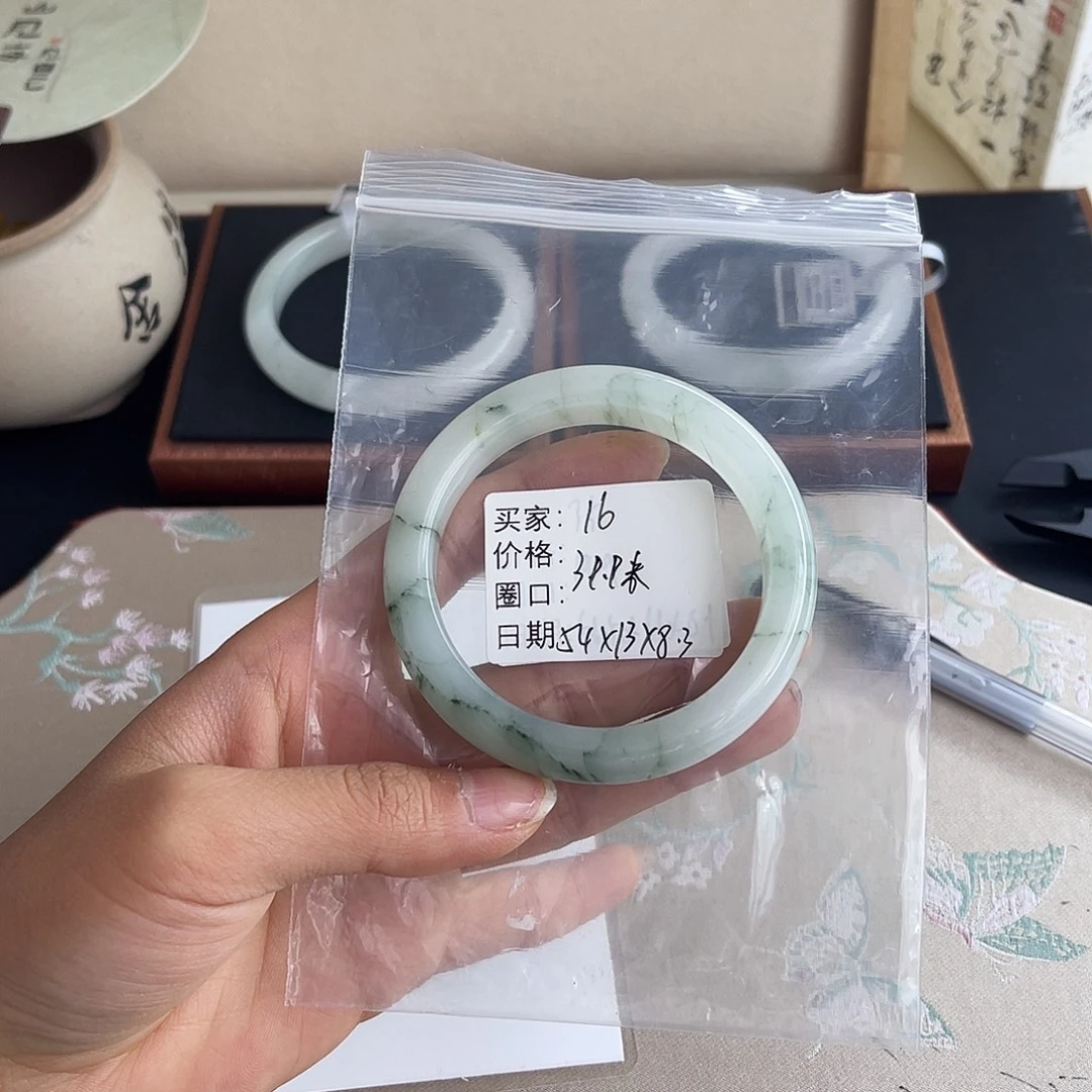 石英质玉未镶嵌手镯16