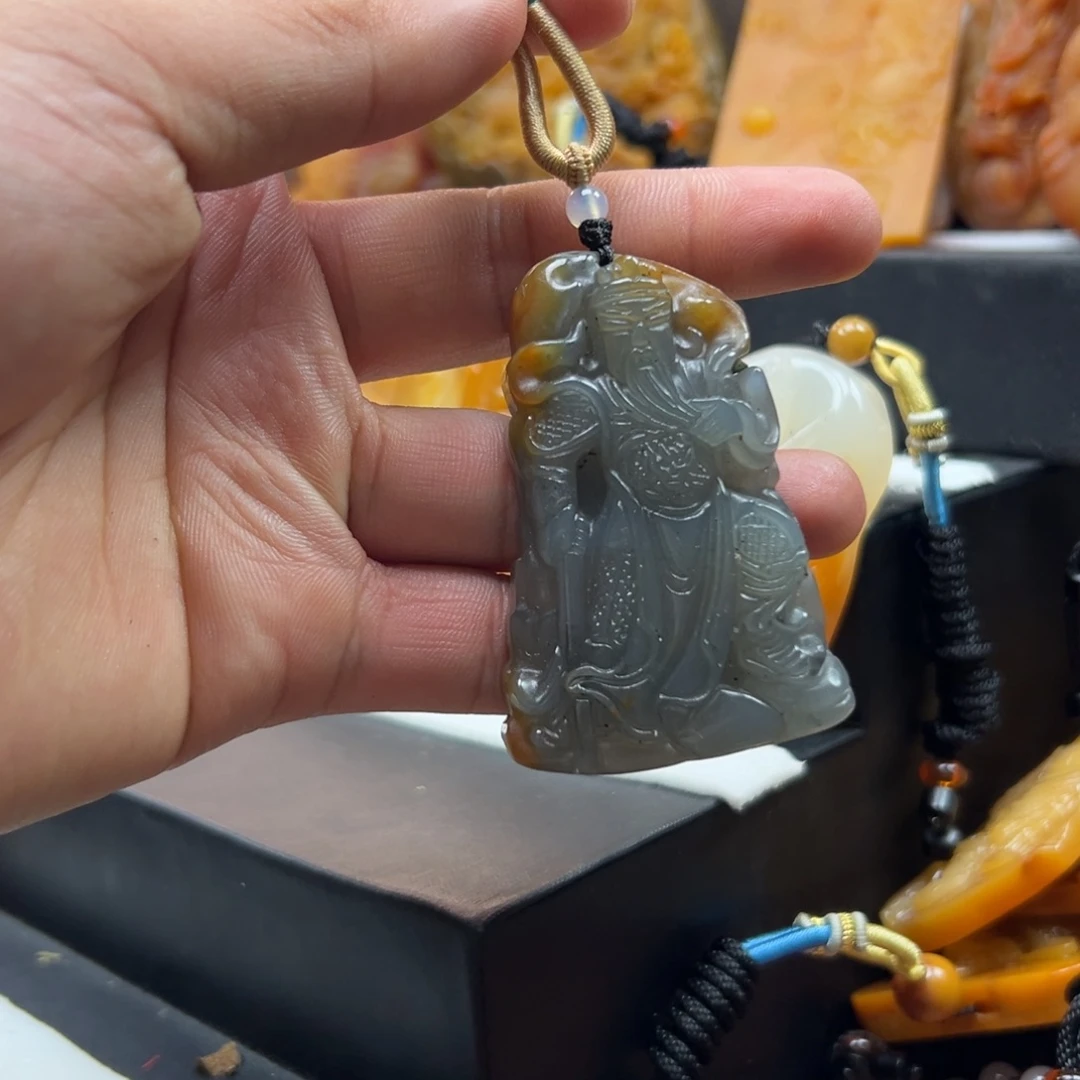 石英质玉（黄龙玉）未镶嵌hly