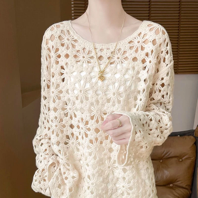 废土风高级钩花镂空羊毛衫女圆领宽松遮肉罩衫设计感套头针织毛衣