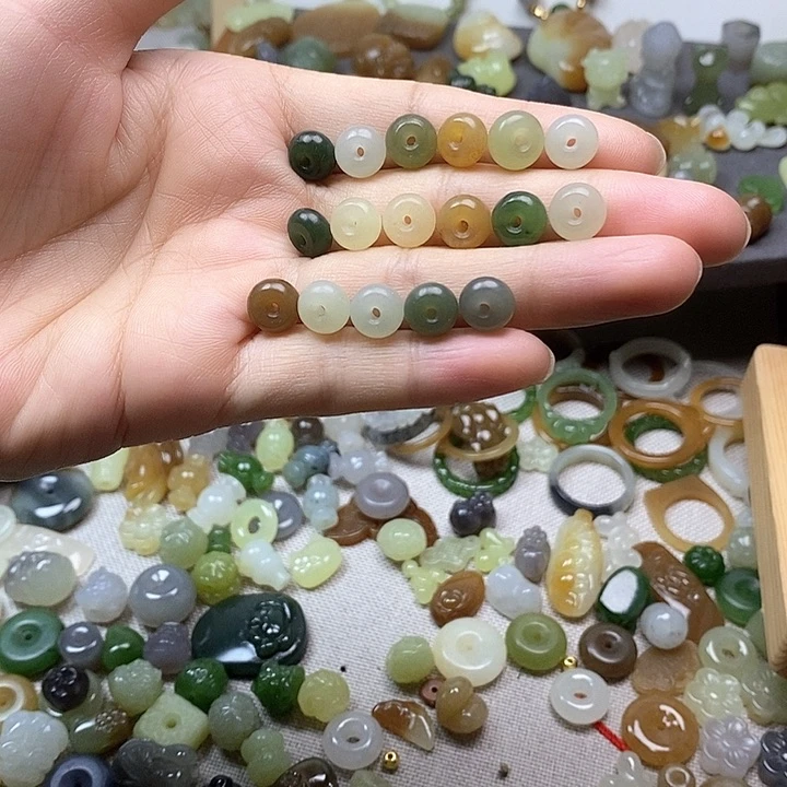 未镶嵌和田玉挂件平安扣9.9一个多样性发其一