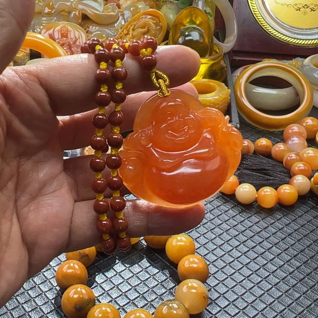 石英质玉未镶嵌颈饰