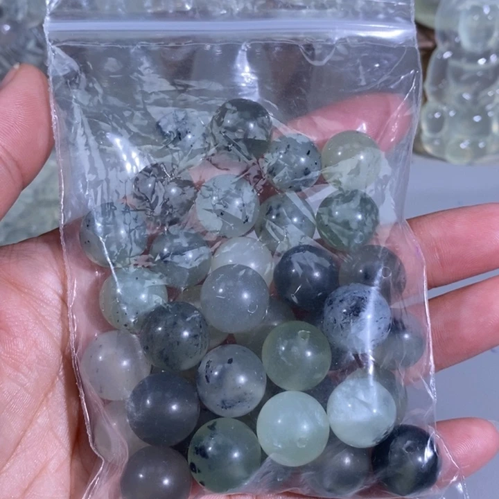 念***.未镶嵌岫玉颈饰珠子