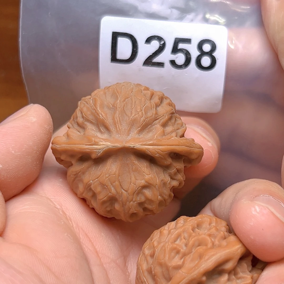 文玩核桃吊坠40➕宫灯