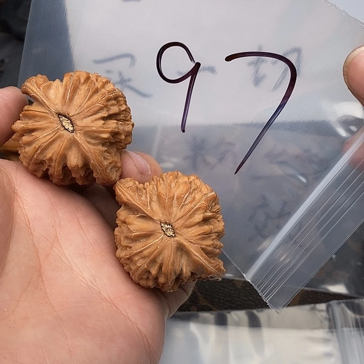 吊坠文玩核桃W6368383963836