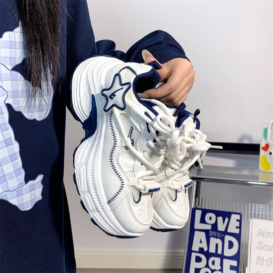 回力户外2026新款百搭时尚运动鞋子女厚底增高老爹鞋上班复古女鞋