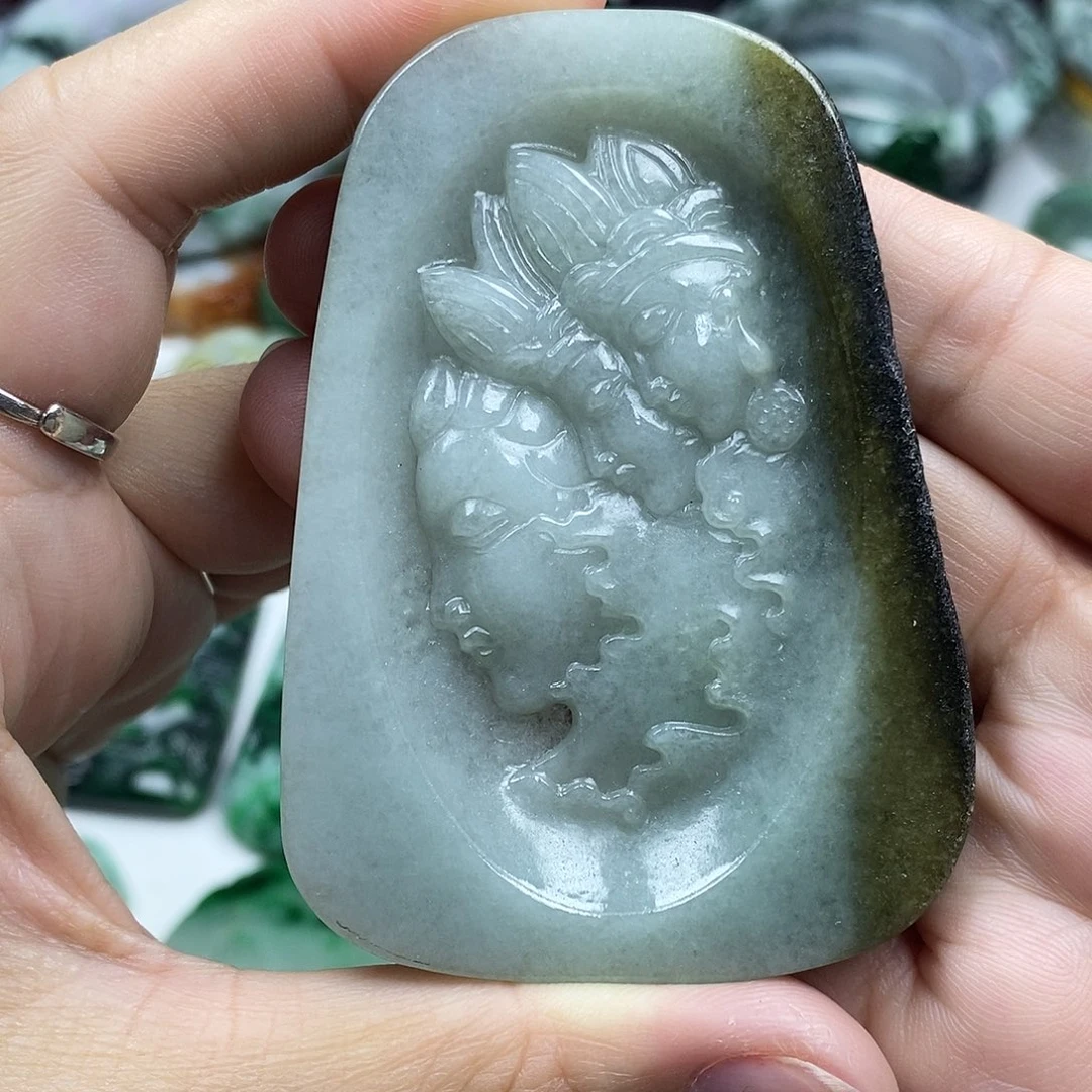 颈饰未镶嵌翡翠牌子