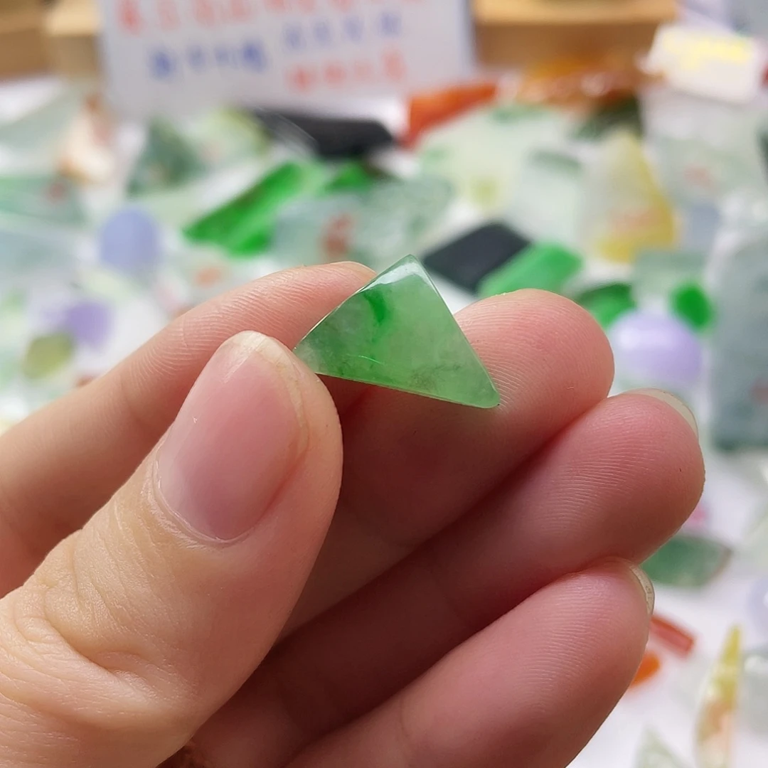 定制翡翠未镶嵌天然缅甸翡翠
