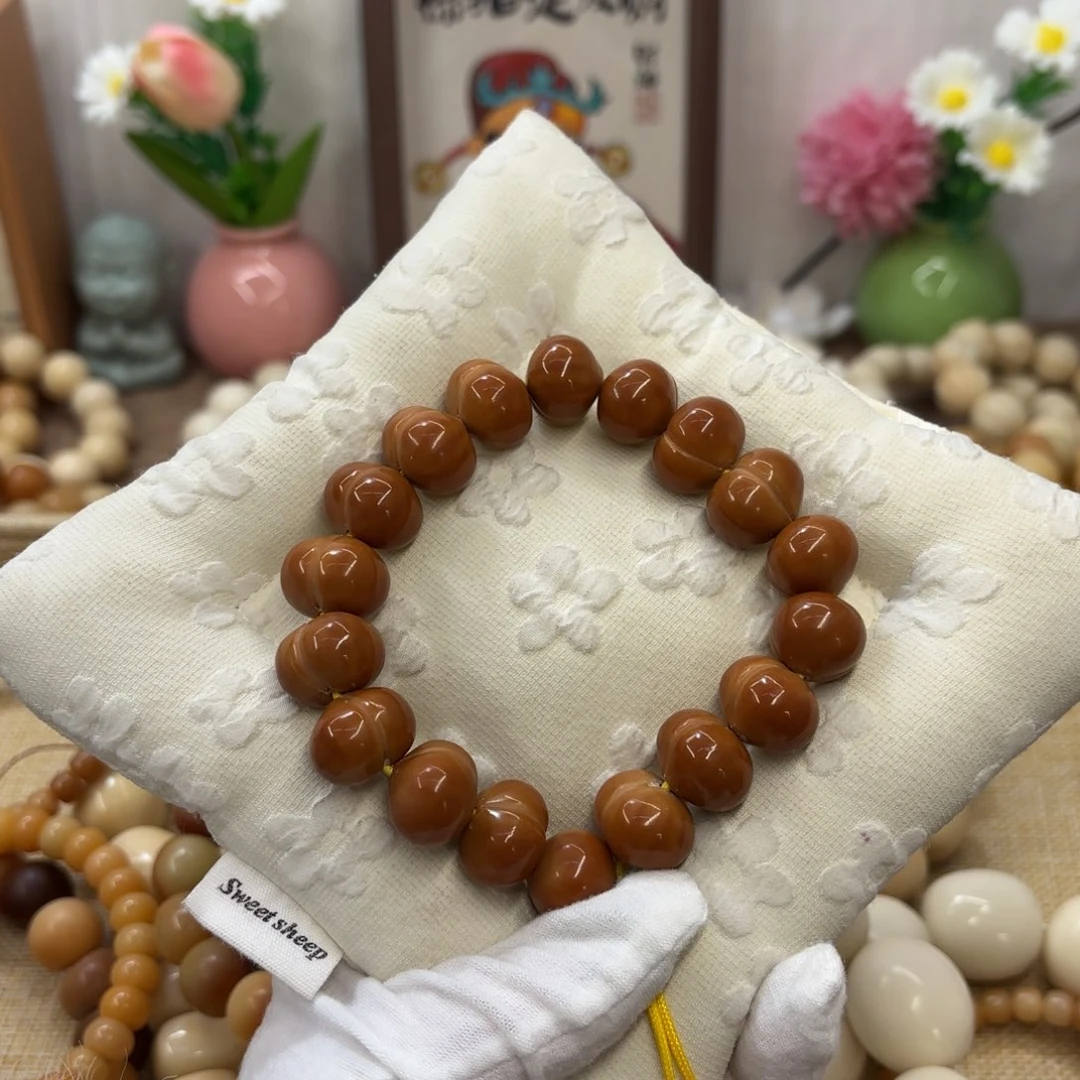 菩提根/象牙果吊坠17+猴头雕刻屁桃手持