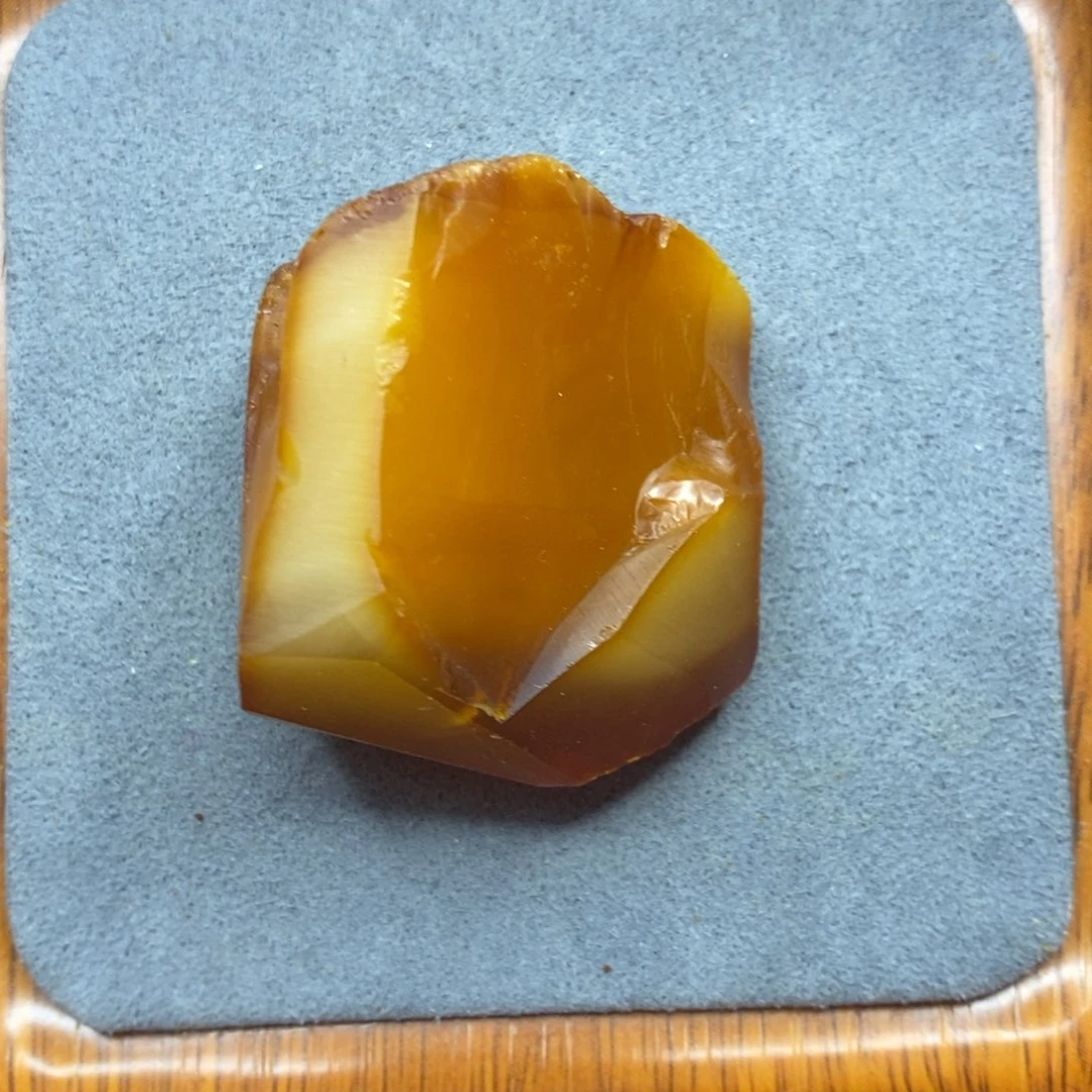 定制琥珀未镶嵌哦***手梨