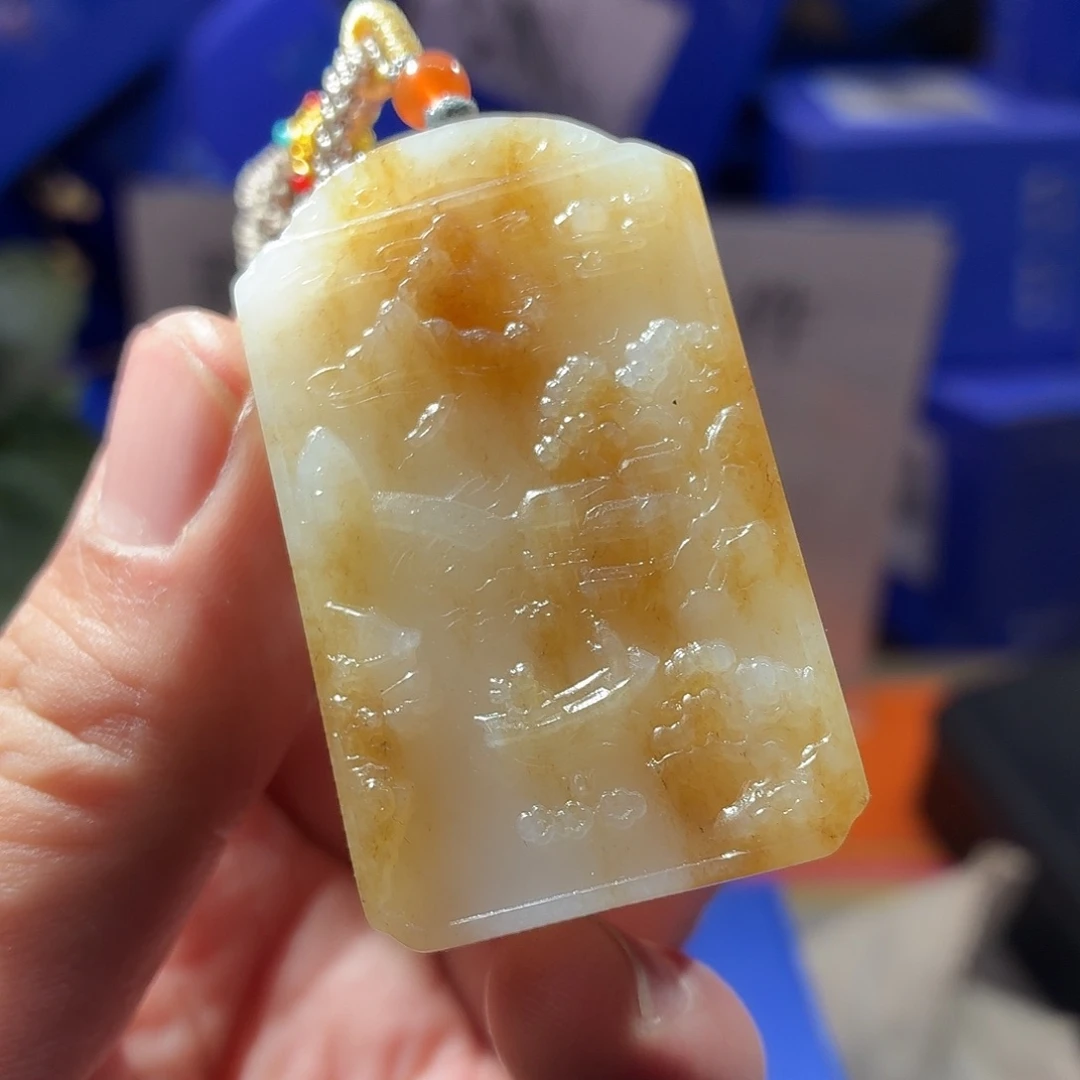 和田玉（糖玉）未镶嵌颈饰