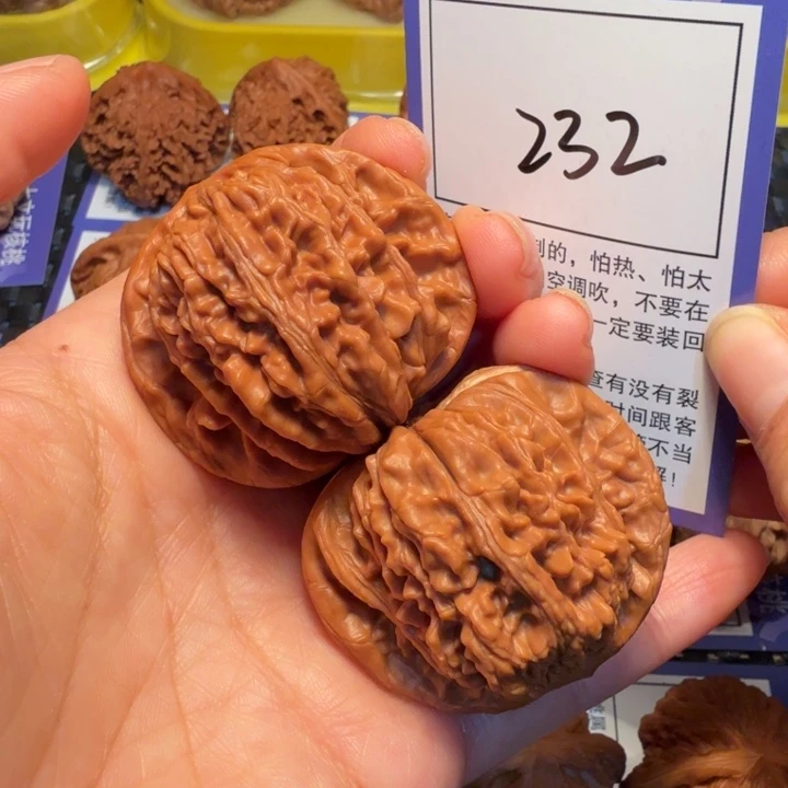 文玩核桃把件232四座楼44