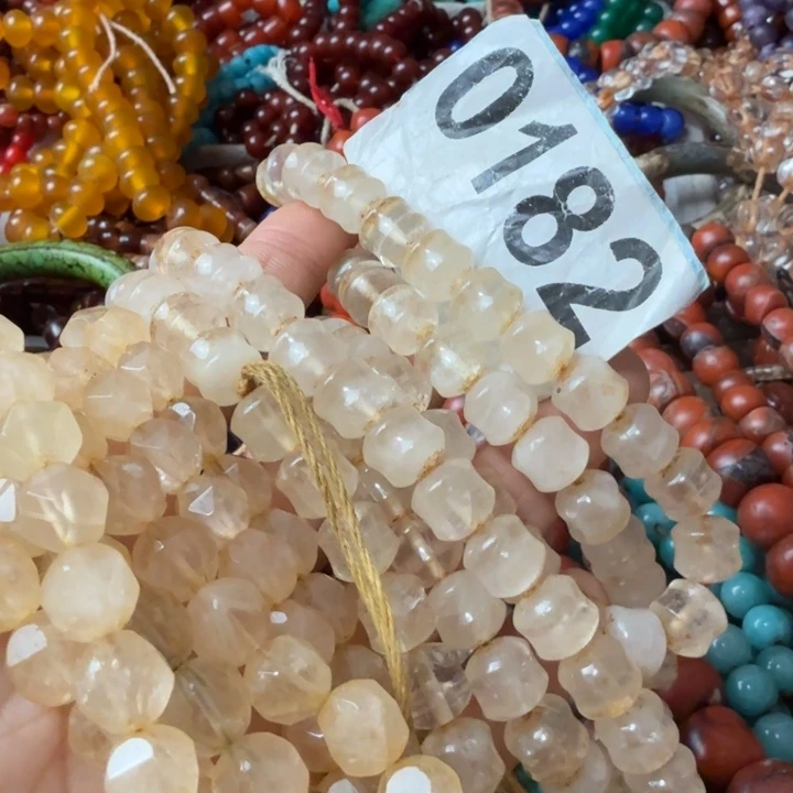 如***水玛瑙/玉髓合金颈饰