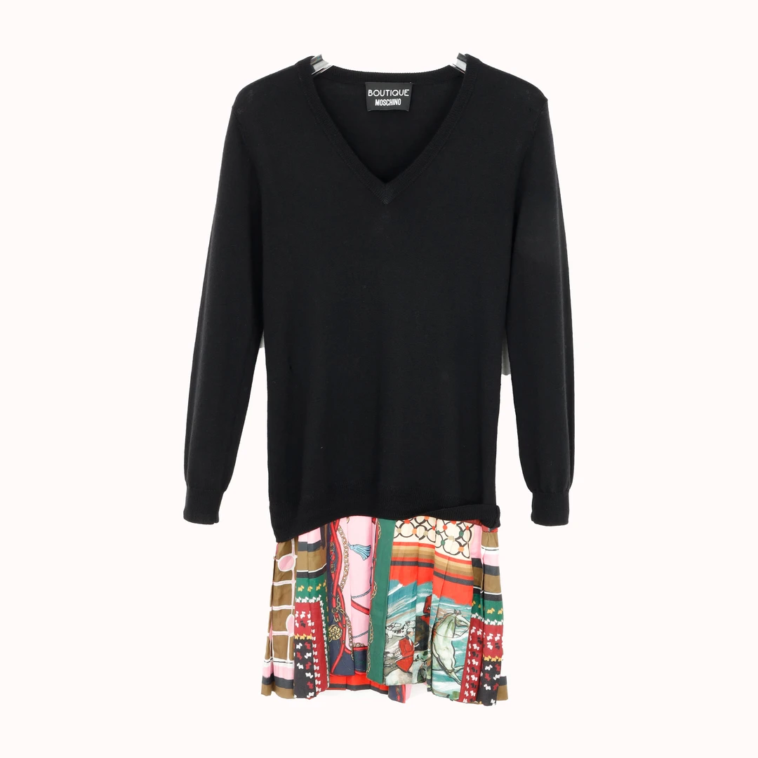 Moschino/莫斯奇诺女士V领羊毛针织长袖连衣裙A0493580418A