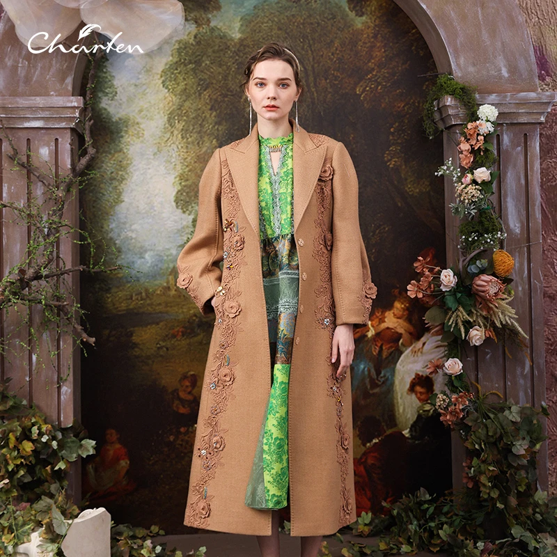 【媛媛专享】朝峰蕾丝花型秀呢大衣CFC3D056-095A（袖口无花边）