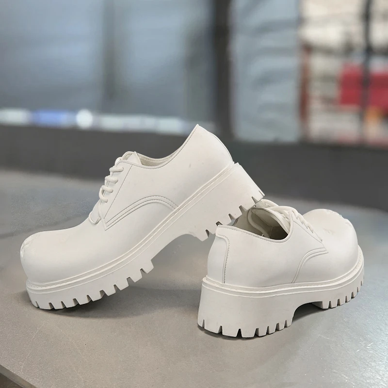 破坏感大头未来德比鞋时尚男女白色2025新款厚底增高休闲潮流皮鞋