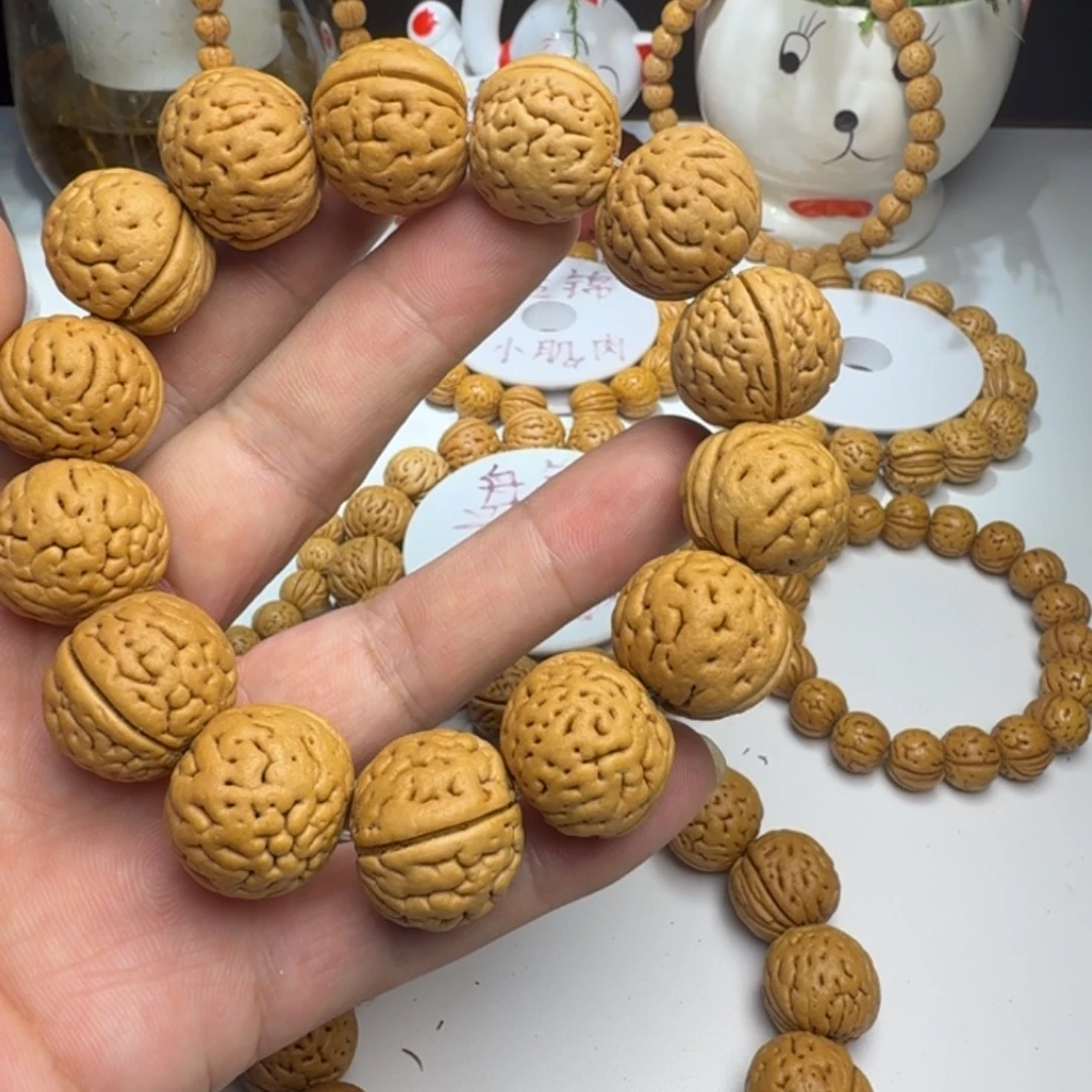 Q***W桃核吊坠文玩桃核手串
