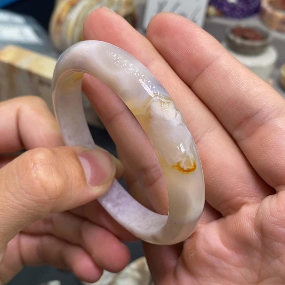 玛瑙/玉髓未镶嵌手镯