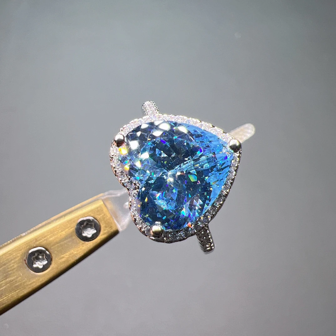 925银戒指 精工镶嵌鸽子蛋级别 海洋之心圣玛利亚海蓝色女吊坠024