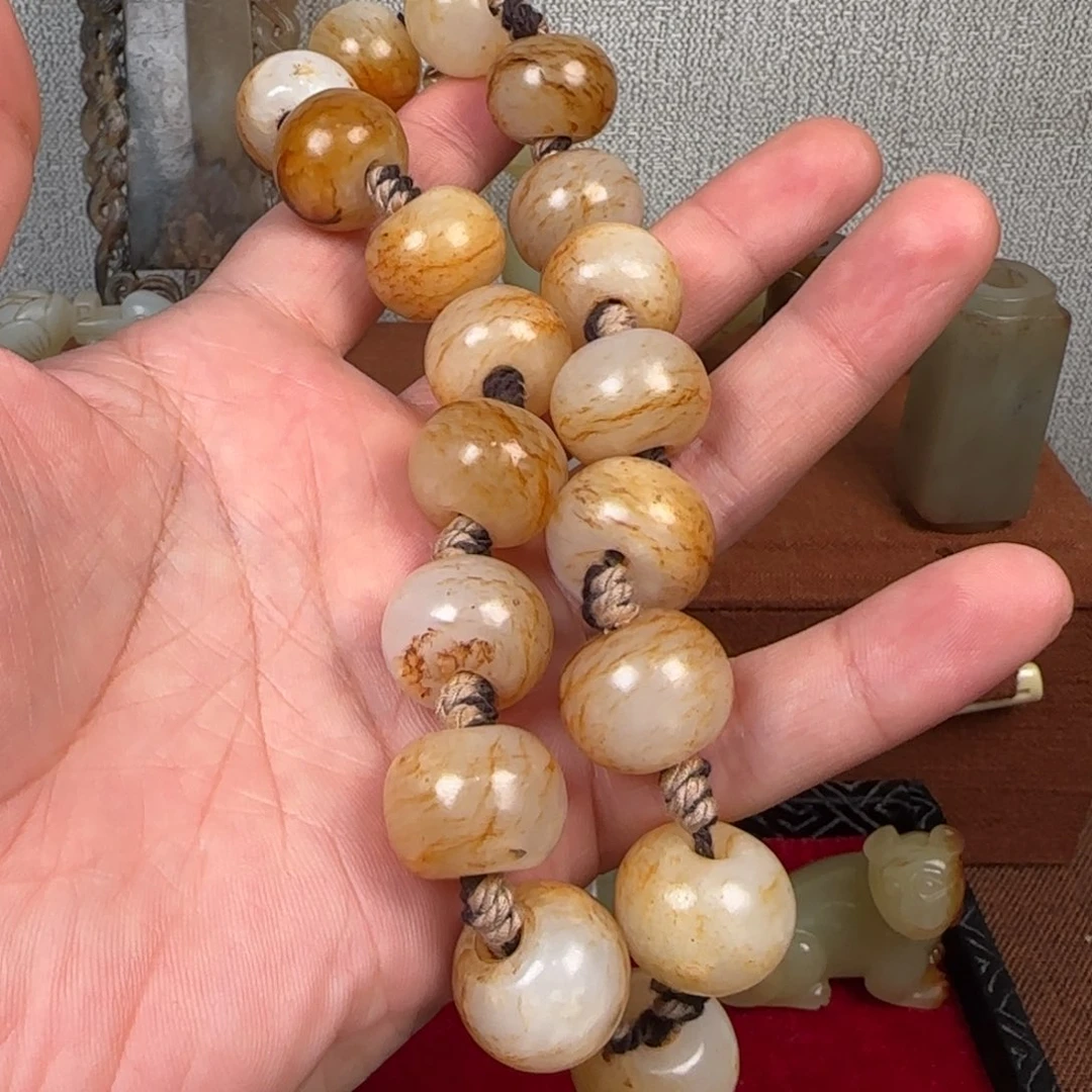 沅***兰非常精美的脖挂件