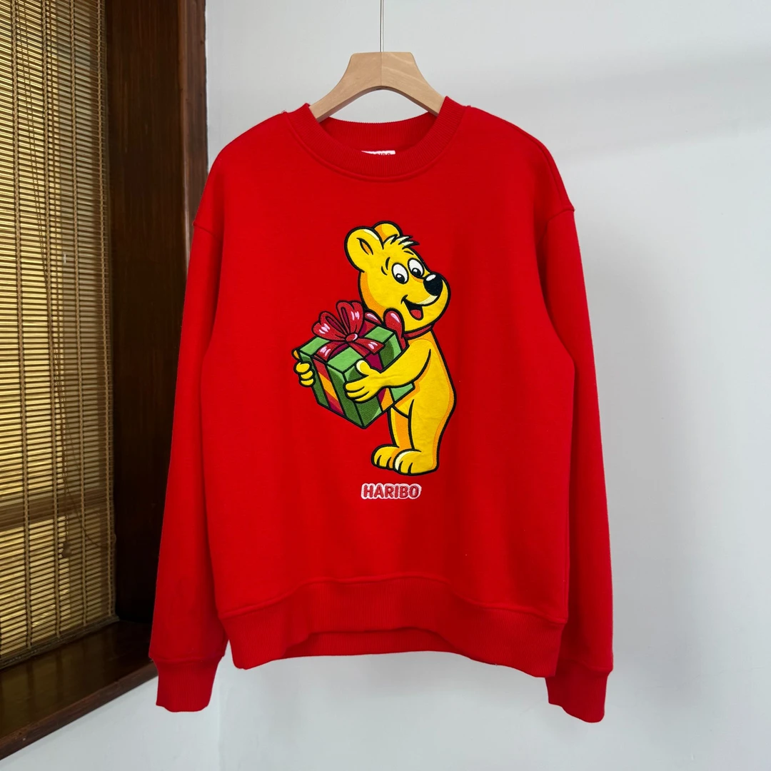 132 圆领卡通卫衣刺绣小狗女装上衣