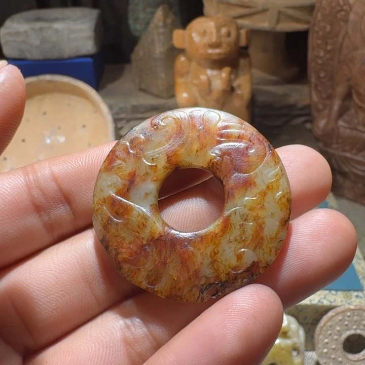 和田玉(糖玉)颈饰未镶嵌梁****制