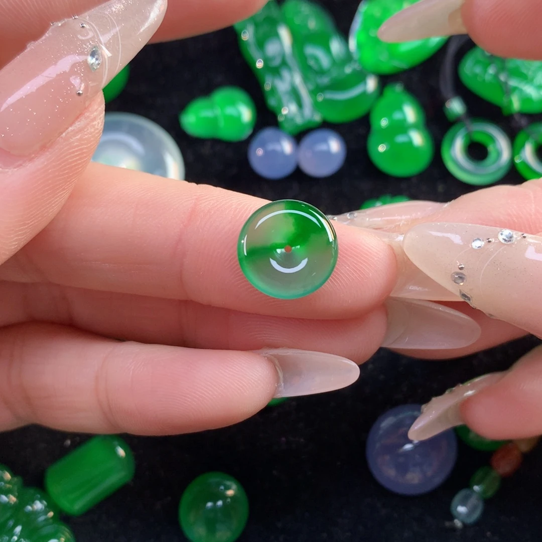 C***怡翡翠裸石11.36/2.75翡翠翡翠