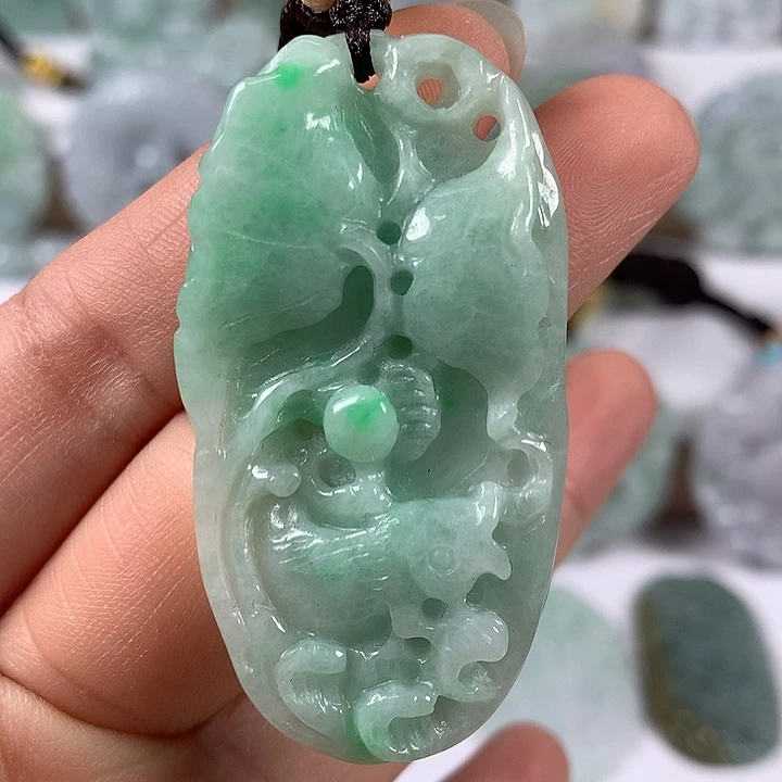 颈饰未镶嵌翡翠和和美美年年有余两面工艺福利