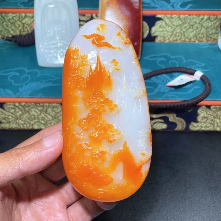 和田玉未镶嵌颈饰J