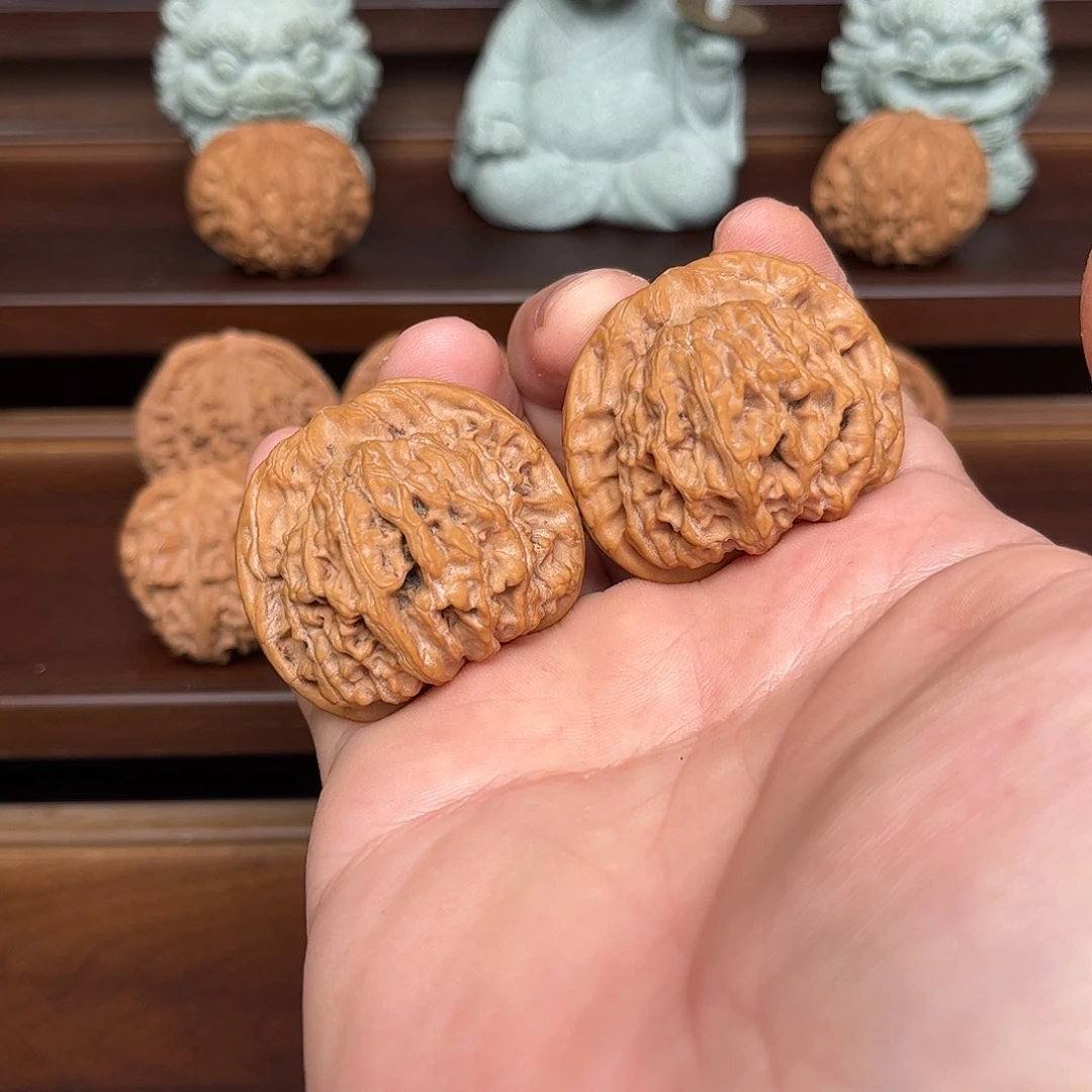 文玩核桃吊坠天地