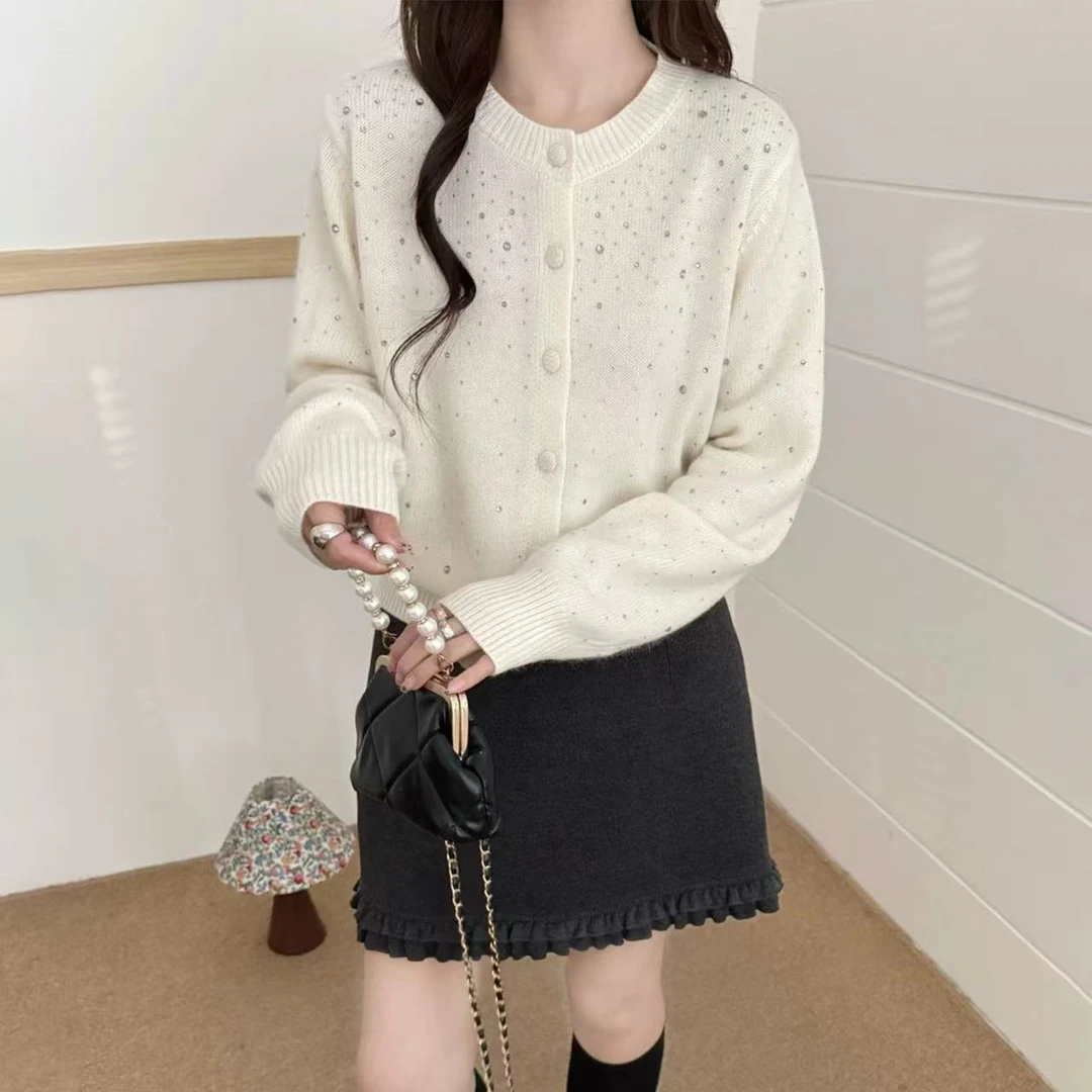 【硬货】5565时尚休闲布灵布灵圆领秋冬提花刺绣毛衣盘扣绞花开衫