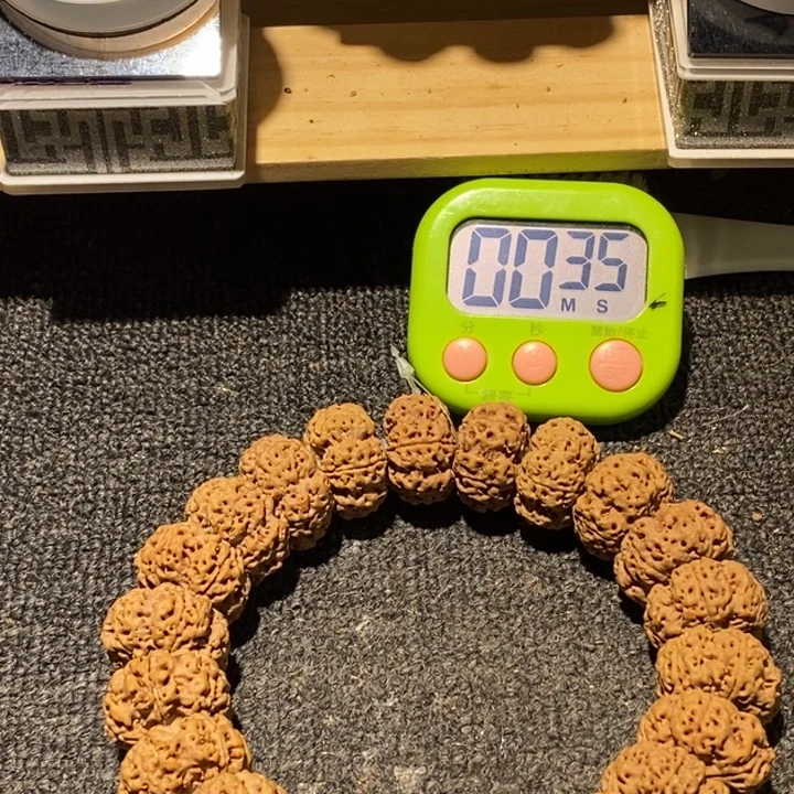 王***V金刚菩提吊坠你说是谁就让我们