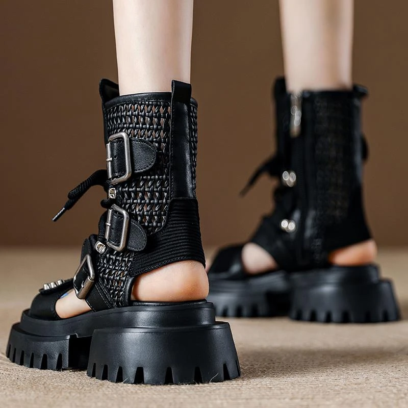 厚底真皮马丁靴女时尚潮凉靴2025夏季新款机车网靴金属扣帅气短靴