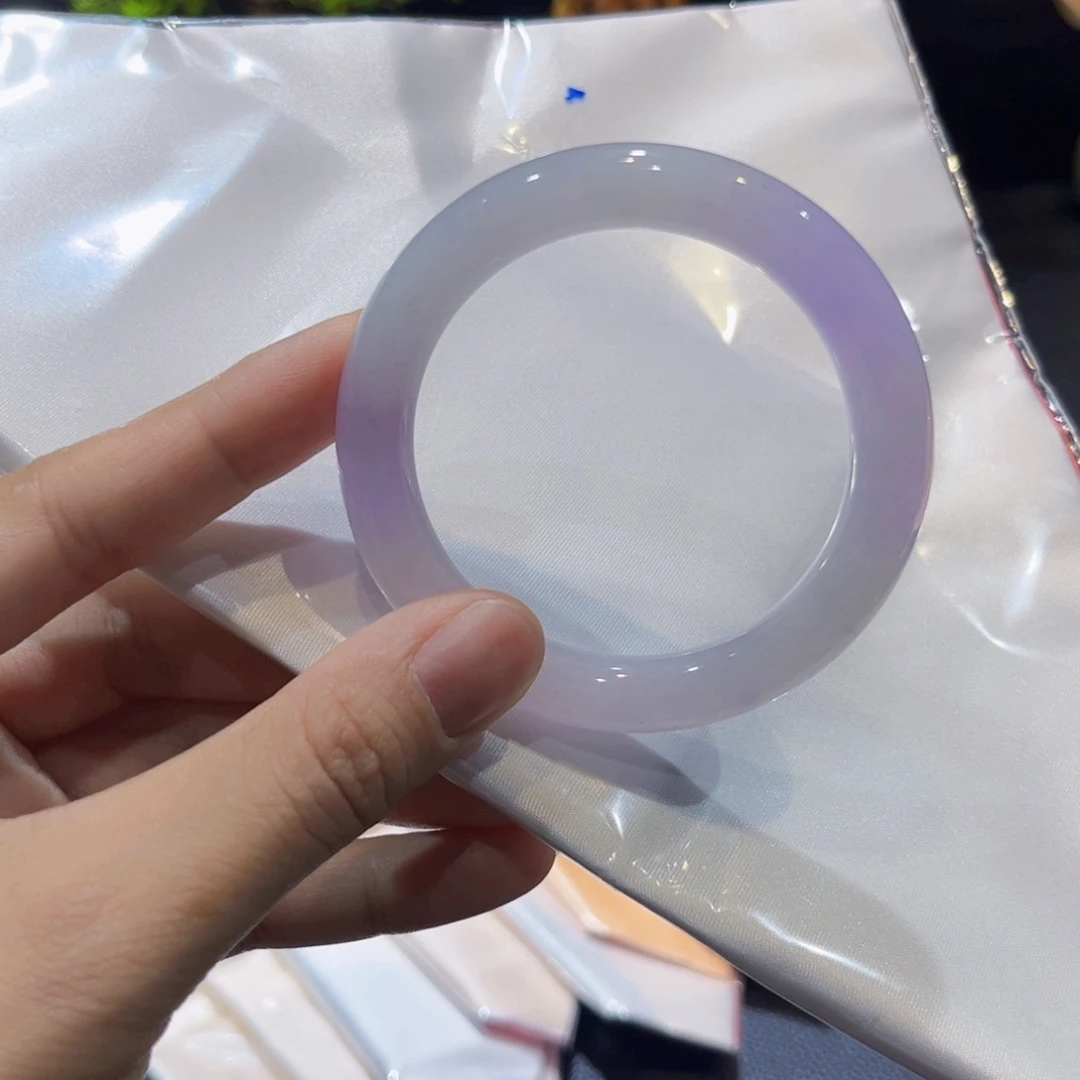 未镶嵌手镯翡翠50