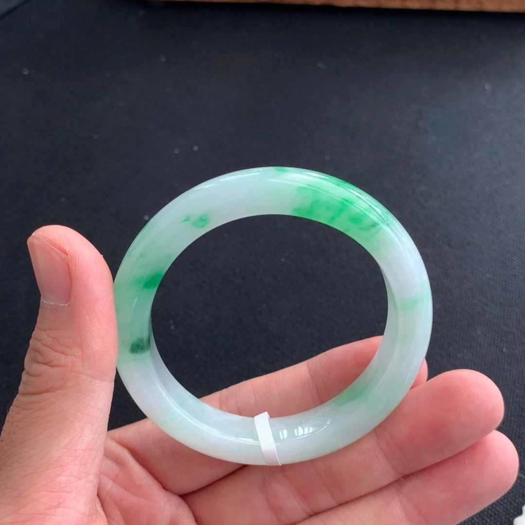 翡翠未镶嵌手镯圈口5253