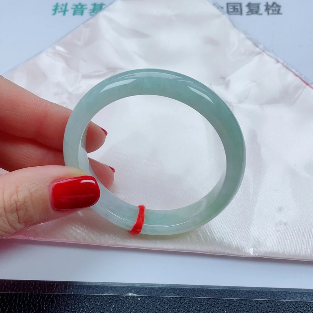 翡翠未镶嵌手镯圈口53.5宽12.2厚7:8