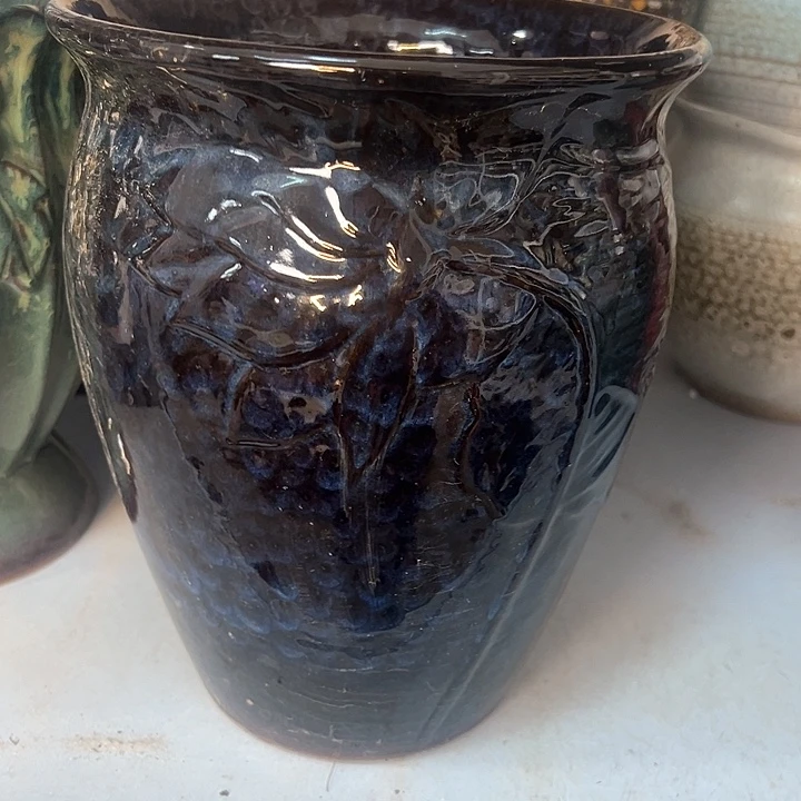 红陶口20高25。。。。。。