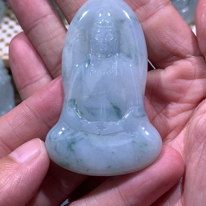 翡翠未镶嵌颈饰/炸/飘花素衣观音